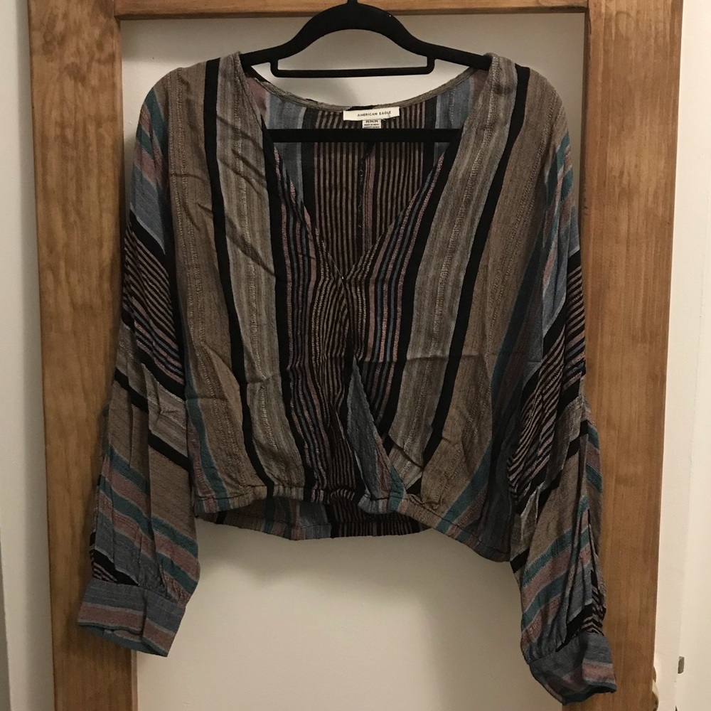 American Eagle Outfitters Long Sleeve Blouse